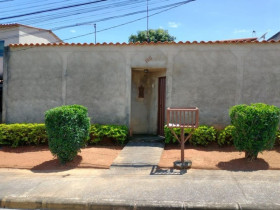 Casa com 2 Quartos à Venda, 360 m² em Nazaré - Contagem