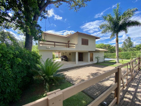 Casa com 3 Quartos à Venda, 1.000 m² em Condomínio Novo Horizonte - Piracaia