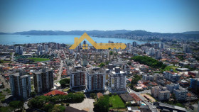 Apartamento com 3 Quartos à Venda, 129 m² em Canto - Florianópolis