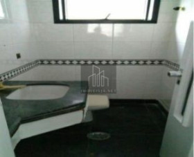 Apartamento com 5 Quartos à Venda, 200 m² em Centro - Guarujá