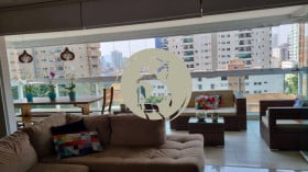 Apartamento com 3 Quartos à Venda, 191 m² em Embare - Santos