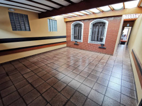 Casa com 3 Quartos à Venda, 250 m² em Jardim Stella - Santo André