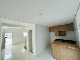 Sobrado com 2 Quartos à Venda, 93 m² em Residencial Américo Figueiredo - Sorocaba
