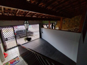 Casa com 3 Quartos à Venda, 210 m² em Parque Novo Oratório - Santo André