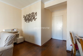 Apartamento com 3 Quartos à Venda, 96 m² em Vila Azevedo - São Paulo