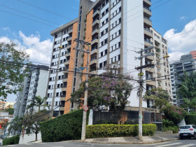 Apartamento com 3 Quartos à Venda, 190 m² em Vila Gilda - Santo André