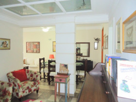 Apartamento com 3 Quartos à Venda, 135 m² em Gonzaga - Santos