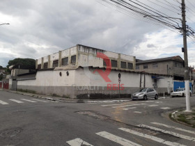 Imóvel Comercial à Venda, 700 m² em Vila Palmeiras - São Paulo