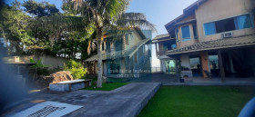 Casa com 4 Quartos à Venda, 270 m² em Cachoeira Do Bom Jesus - Florianópolis