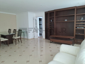 Apartamento com 3 Quartos para Alugar, 110 m² em Cerqueira César - São Paulo