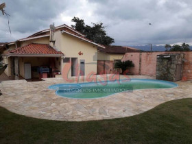Casa com 3 Quartos à Venda, 500 m² em Porto Novo - Caraguatatuba