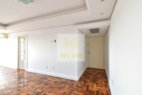Apartamento com 3 Quartos à Venda, 105 m² em Medianeira - Porto Alegre