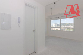 Apartamento com 1 Quarto à Venda, 27 m² em Partenon - Porto Alegre