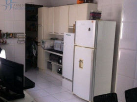 Casa com 4 Quartos para Alugar ou Temporada, 220 m² em Lagoa Nova - Natal