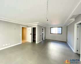 Apartamento com 3 Quartos à Venda, 108 m² em Centro - Florianópolis