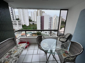 Apartamento com 2 Quartos à Venda, 70 m² em Cidade Jardim - Salvador