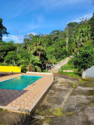 Chácara com 3 Quartos à Venda ou Temporada, 300 m² em água Azul - Guarulhos