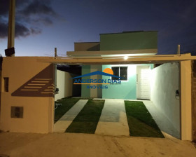 Casa com 2 Quartos à Venda, 60 m² em Balneário Dos Golfinhos - Caraguatatuba