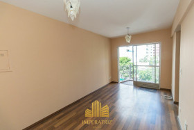 Apartamento com 1 Quarto à Venda,  em Vila Uberabinha - São Paulo