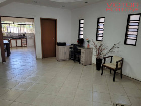 Casa com 3 Quartos à Venda, 280 m² em Vila Lavinia - Mogi Das Cruzes