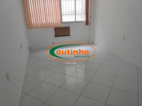Apartamento com 2 Quartos à Venda, 70 m² em Tijuca - Rio De Janeiro