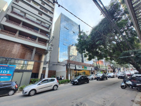 Sala Comercial para Alugar, 135 m² em Jardins - São Paulo