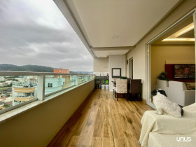 Apartamento com 3 Quartos à Venda, 178 m² em Floresta - São José