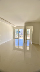Apartamento com 2 Quartos à Venda, 77 m² em São Francisco De Assis - Camboriú