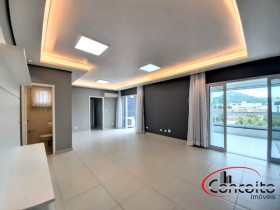 Apartamento com 3 Quartos à Venda, 130 m² em Toninhas - Ubatuba
