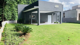 Casa com 3 Quartos à Venda, 617 m² em Condomínio Residencial Reserva Ecológica Atibaia - Atibaia