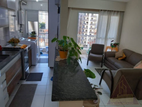 Apartamento com 2 Quartos à Venda, 68 m² em Encruzilhada - Santos