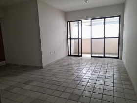 Apartamento com 3 Quartos à Venda, 81 m² em Jatiúca - Maceió