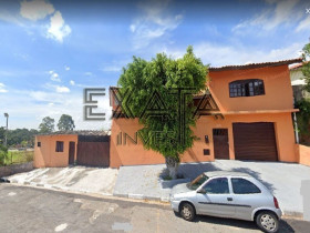 Casa com 3 Quartos à Venda, 225 m² em Centro - Cotia