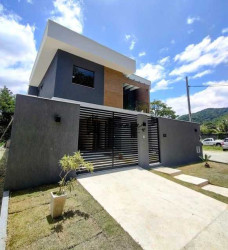 Imóvel com 3 Quartos à Venda, 164 m² em Itaipu - Niterói