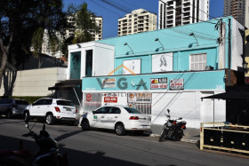 Casa com 5 Quartos para Alugar, 450 m² em Vila Gomes Cardim - São Paulo