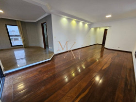 Apartamento com 4 Quartos à Venda, 240 m² em Boqueirão - Santos