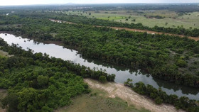 Fazenda à Venda, 75 m² em Zona Rural - Montes Claros De Goiás