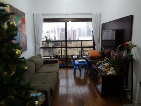 Apartamento com 3 Quartos à Venda ou Locação, 170 m² em Cambuí - Campinas
