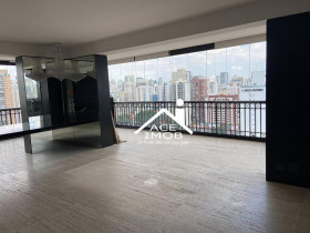 Apartamento com 4 Quartos à Venda, 180 m² em Vila Nova Conceição - São Paulo