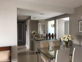 Apartamento com 4 Quartos à Venda, 143 m² em Itaigara - Salvador