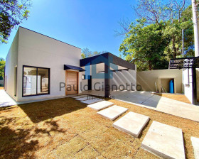 Casa com 3 Quartos à Venda, 245 m² em Granja Viana - Cotia