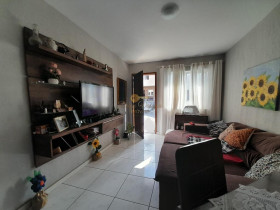 Casa com 2 Quartos à Venda, 58 m² em Araras - Teresópolis