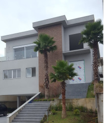 Casa com 4 Quartos para Alugar ou Temporada, 570 m² em Tamboré - Santana De Parnaíba