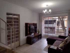 Casa com 3 Quartos para Alugar, 192 m² em Jardim Anália Franco - São Paulo