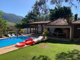 Chácara com 3 Quartos à Venda, 358 m² em Oratório - Socorro