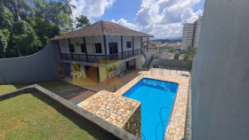 Casa com 3 Quartos à Venda, 200 m² em Velha Central - Blumenau