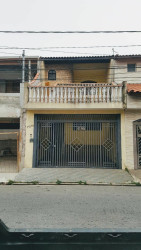 Sobrado com 3 Quartos à Venda, 150 m² em Vila Camilópolis - Santo André