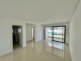 Apartamento com 3 Quartos à Venda, 92 m² em Balneário - Florianópolis