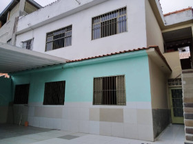 Casa com 4 Quartos à Venda,  em Eldorado - São Paulo