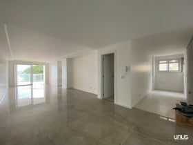 Apartamento com 3 Quartos à Venda, 263 m² em Coqueiros - Florianópolis